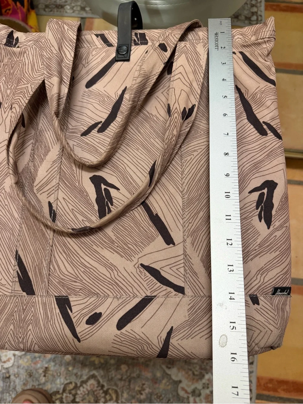 Herschel Supply Company Beige Taupe Patterned Messenger Tote with Black Pocket